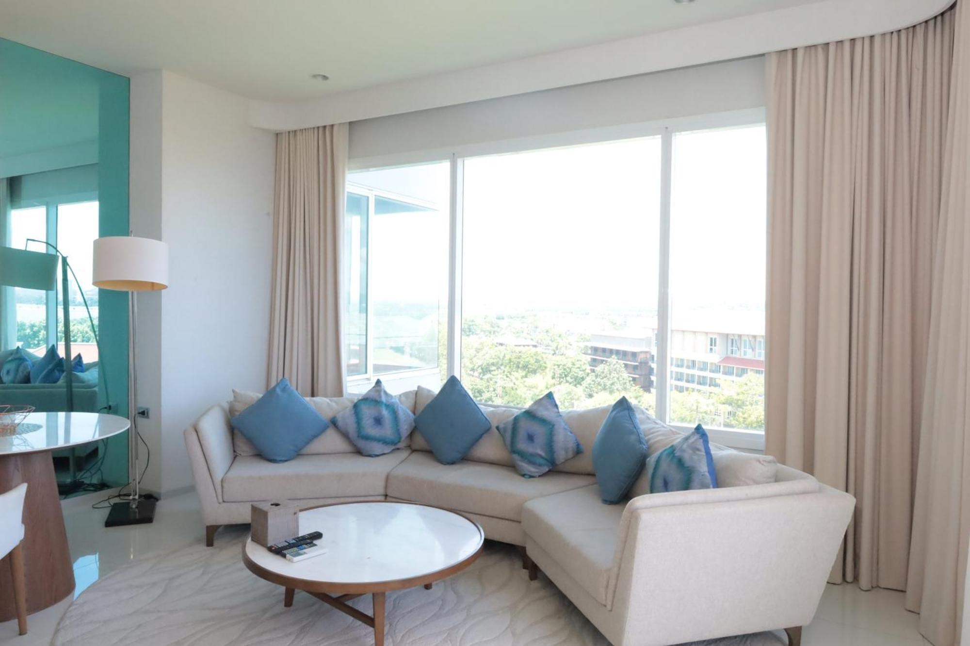 Movenpick Luxury Residence Pattaya-By Noah Jomtien Beach Eksteriør billede